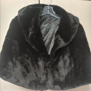 Park & Main Faux Fur Shawl